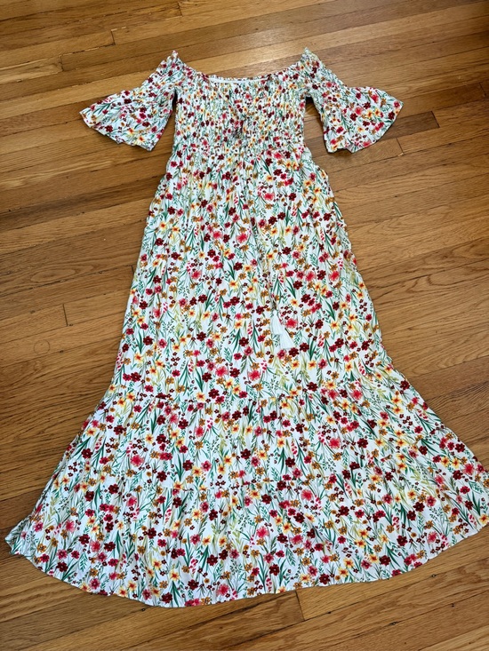 Lost + Wander Dresses & Skirts - Lost + Wander Floral Off Shoulder Maxi Dress Small Boho Tassel